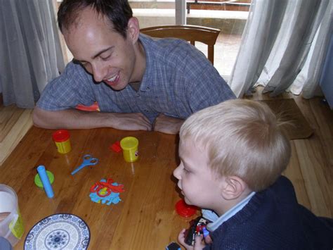 The Do-It-Yourself Mom: Train Themed Preschool Craft: Dough Trains