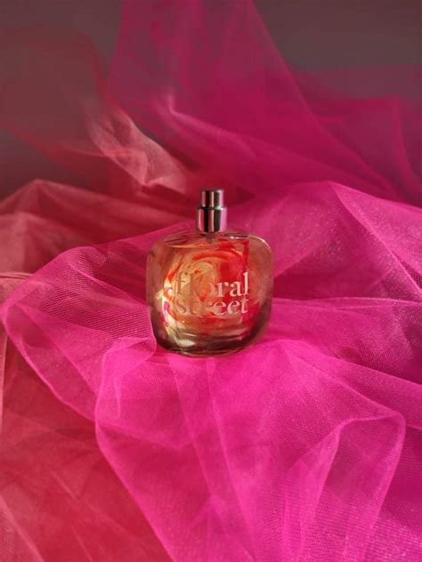 Neon Rose Floral Street perfume - a fragrance for women and men 2017