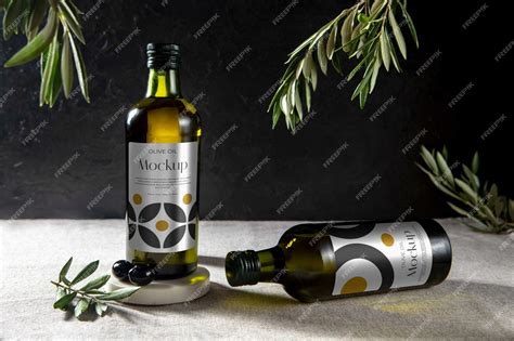 Premium PSD | Mock-up design of glass olive oil bottle