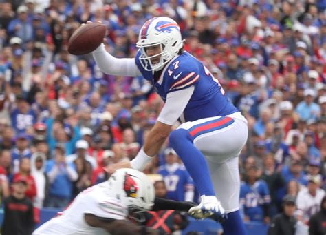 Was Buffalo Bills' Josh Allen Snubbed for AFC Offensive Player of the ...