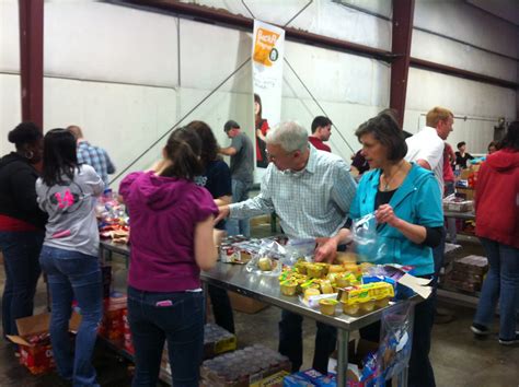 Birmingham Office volunteers at the Food Bank with Clay-Ch… | Flickr