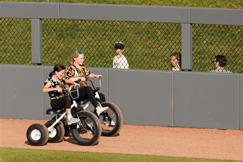 Kentucky-Eastern Kentucky Softball Photo Gallery – UK Athletics