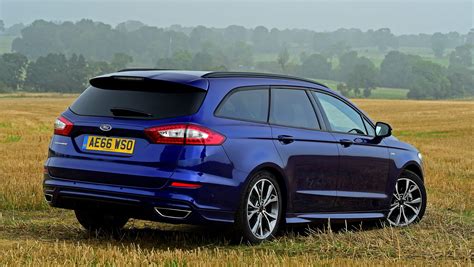 Ford Mondeo ST-Line Estate 2016 review - pictures | Auto Express