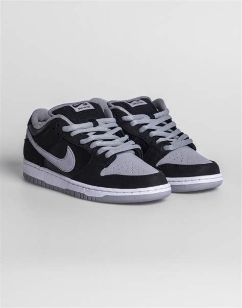 Nike SB Dunk Low Pro