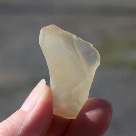 Libyan Desert Glass – Bey’s Rock Shop