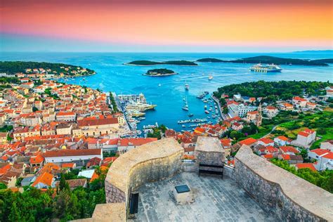 The Ultimate Travel Guide to Hvar