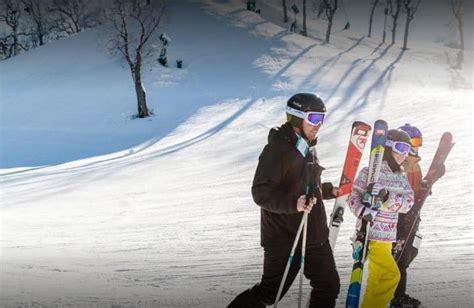 5 Best Resorts For Skiing in Wisconsin Dells - Paulina on the road