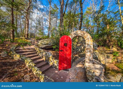 Rock City Gardens Trail in Chattanooga Tennessee TN Editorial Image ...