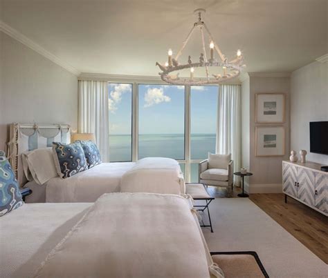 Beach style condo boasts magnificent views of the Gulf of Mexico