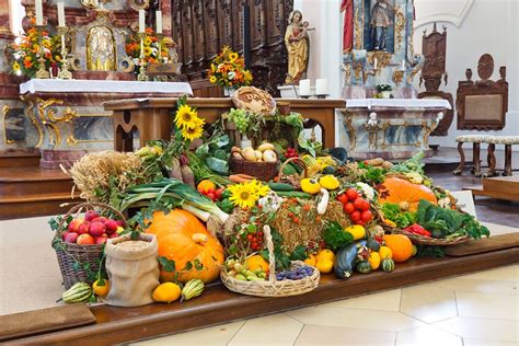 Harvest - Festivals in the Catholic Church - CCEA - GCSE Religious ...