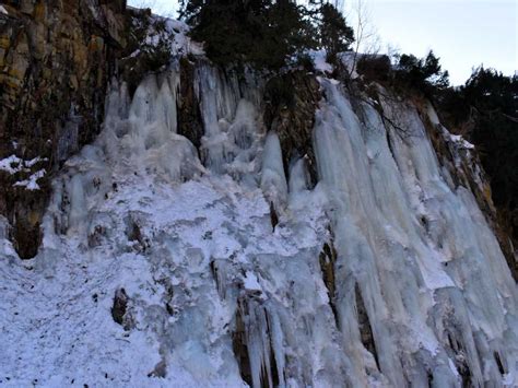 Experience Kashmir Snowfall: Winter Wonderland