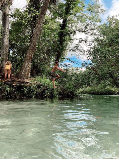 Weeki Wachee Kayaking | Florida blog | Fresh Mommy Blog