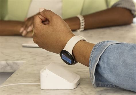 Google Pixel Watch Price Really Undercuts Apple Watch