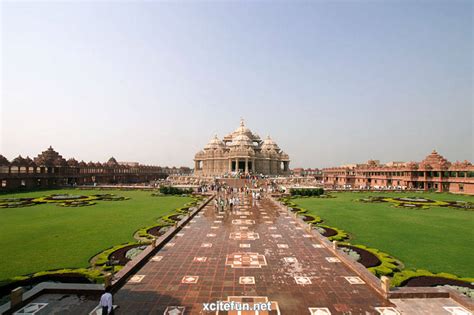 Akshardham Gandhinagar Largest Temple of Gujarat - XciteFun.net