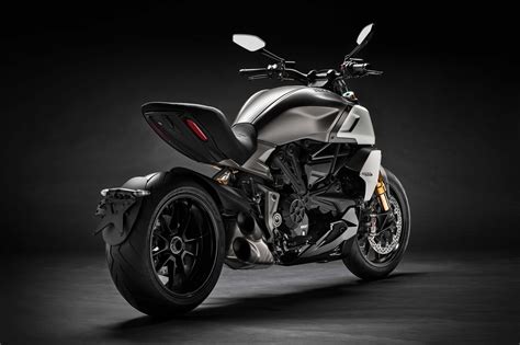 The All-New Ducati Diavel 1260 Is One Mean-Looking Cruiser - Asphalt ...