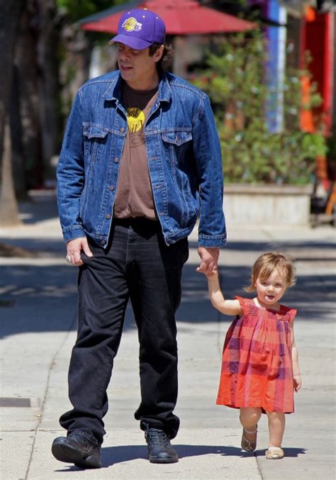 Benicio del Toro Bonds With Delilah on Father-Daughter Day | Celeb Baby ...