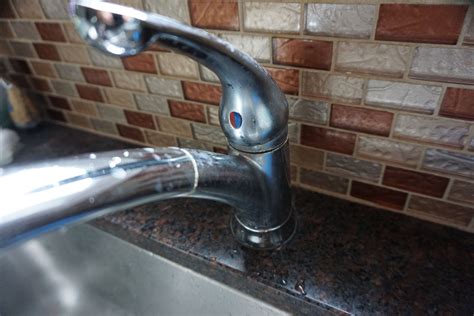 How Do I Fix A Leaky Kitchen Faucet