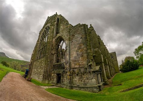 Holyrood Abbey by kzurro on DeviantArt