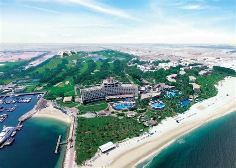 12 Amazing Hotels in Dubai with Waterparks