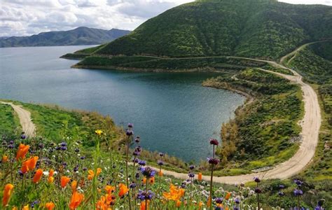 Lake Elsinore - Largest freshwater lake in Southern California