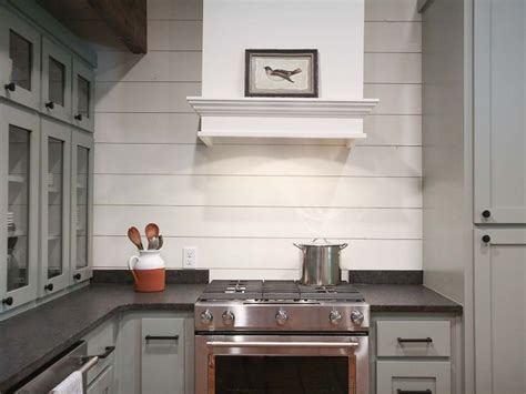 HGTV Fixer to Fabulous Outdated to Modern | Episode 3 - Goodtable in 2020 | Modern kitchen ...