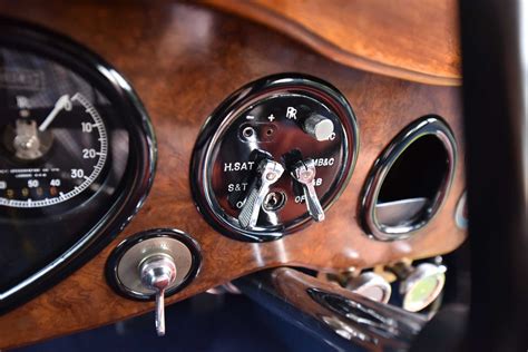 1933 ROLLS-ROYCE PHANTOM II INTERIOR