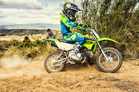 Review of Kawasaki KLX 110 2018: pictures, live photos & description ...