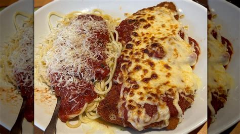 Olive Garden Chicken Parmigiana: What To Know Before Ordering