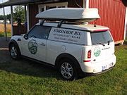 Category:Automobiles with roof boxes - Wikimedia Commons