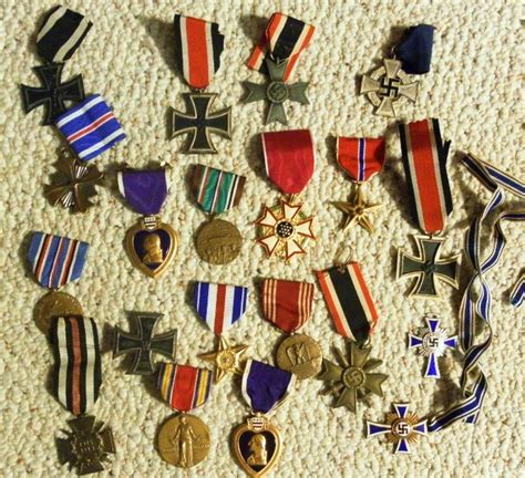 MILITARY MEDALS COLLECTION | Collectors Weekly