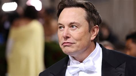 Elon Musk to get his own biopic directed by Oscar nominated filmmaker Darren Aronofsky; Here's ...