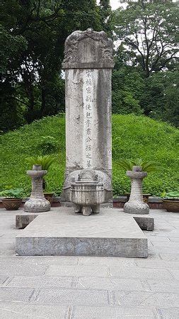 Bao Zheng Cemetery, Hefei - Tripadvisor