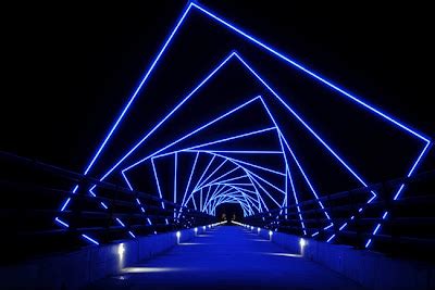 Living Green With LED Lighting World: Iowa footbridge features inspired LED design
