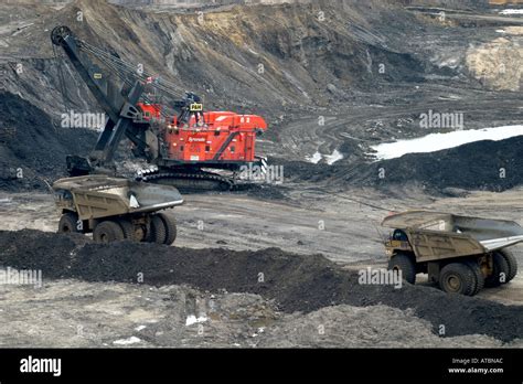 The Athabasca Oil Sands deposit in northern Alberta, Canada contains ...