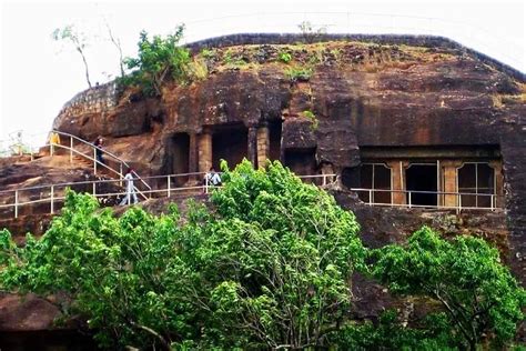 (2023) 11 Top Tourist Places & Offbeat Places In Panchmarhi