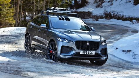 The Jaguar F-Pace Is A Handsome Performance SUV That No One Buys. Here's Why