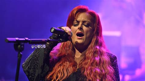 Wynonna Judd says touring after her mother Naomi's death was 'healing ...