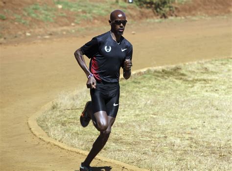 Mo Farah Training in Iten, Kenya : a:t5_2ump3