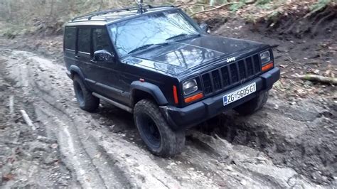 XJ Jeep Cherokee 2.5 Turbo Diesel - offroad fun - YouTube