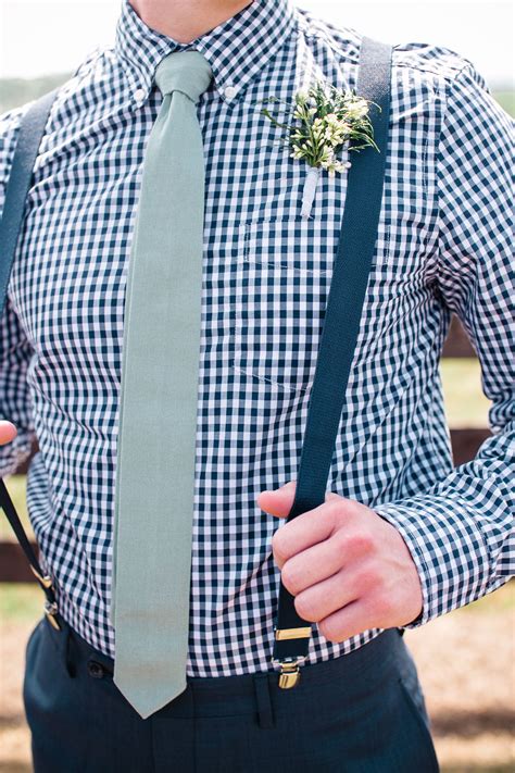 DIY Groomsmen Ties