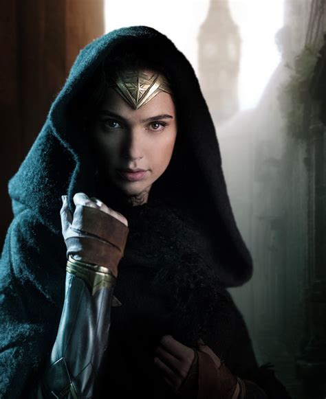 Gal Gadot - Wonder Woman Still