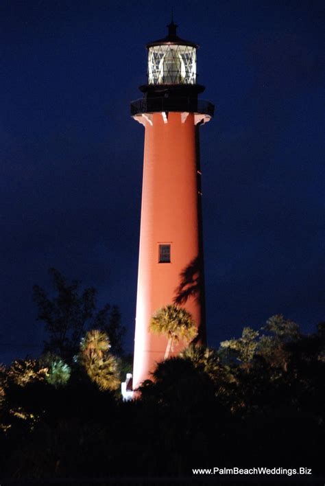 Photography of Palm Beach - West Palm Beach Photographer: Jupiter Lighthouse