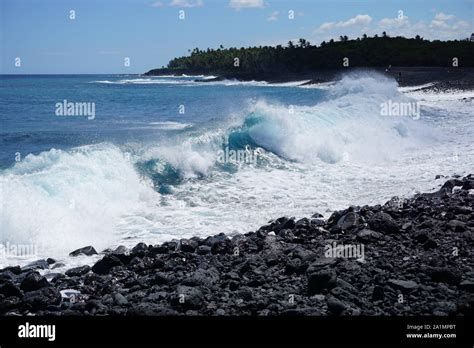 Pohoiki Black Sand Beach in Isaac Hale Beach Park in Hawaii - Hawaii's newest beach, created by ...