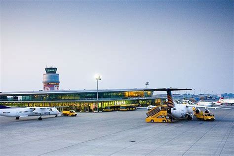 Graz Airport (GRZ) reliable transfer service | Low-cost taxi & mini-bus ...