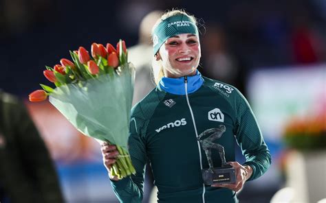 'Veelvraat' Irene Schouten wint op één dag de 3.000 meter in Heerenveen en de marathon in ...