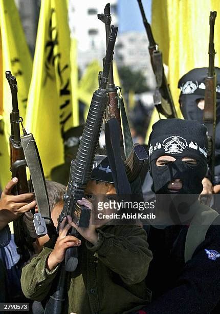 Fatah Al Aqsa Martyrs Brigades Photos and Premium High Res Pictures - Getty Images