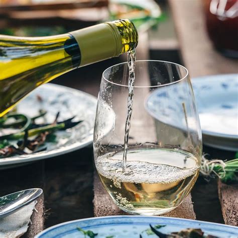 What Is Natural Wine - 7 Best Natural Wines to Drink in 2019