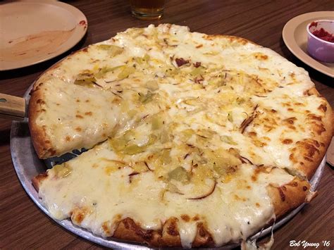 Flying Pie Pizza | Boise Foodie Guild