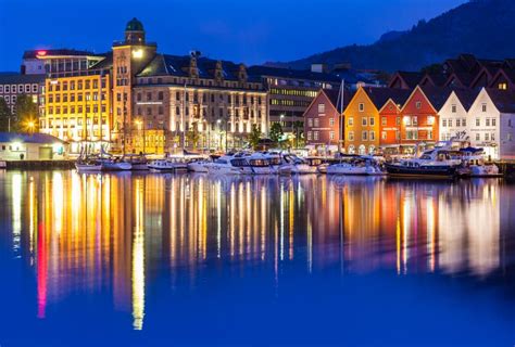 Bergen Bryggen at Night editorial image. Image of evening - 58550625