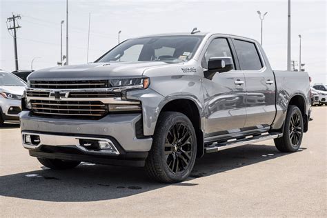 New 2020 Chevrolet Silverado 1500 High Country 4WD Crew Cab Pickup